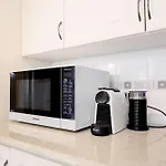 Balmain 2 Bed Cottage - New Listing