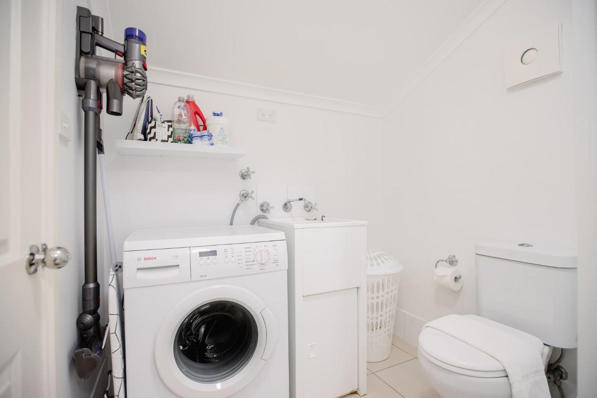 Balmain 2 Bed - New Listing